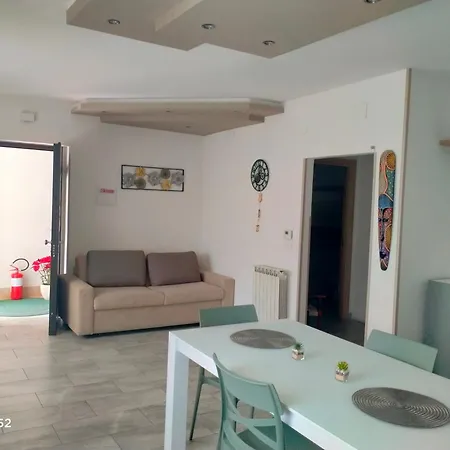 Ferienwohnung Perla Di Mare Montesilvano Marina Exterior foto