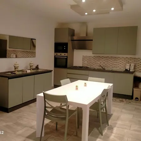 Ferienwohnung Perla Di Mare Montesilvano Marina Exterior foto
